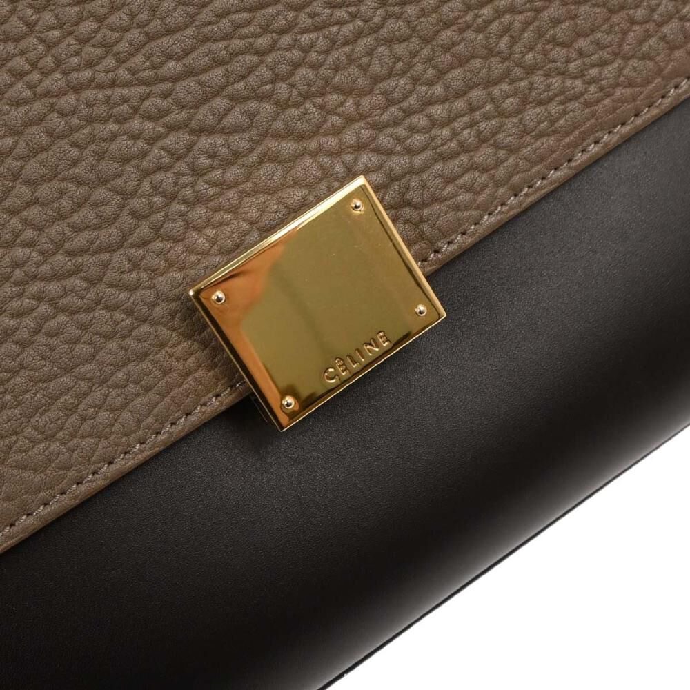 C&eacute;line Trapeze