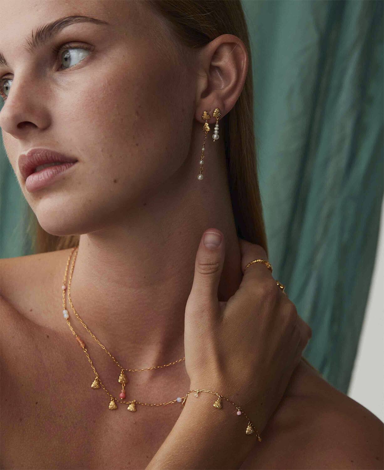 Coralie armb&aring;nd