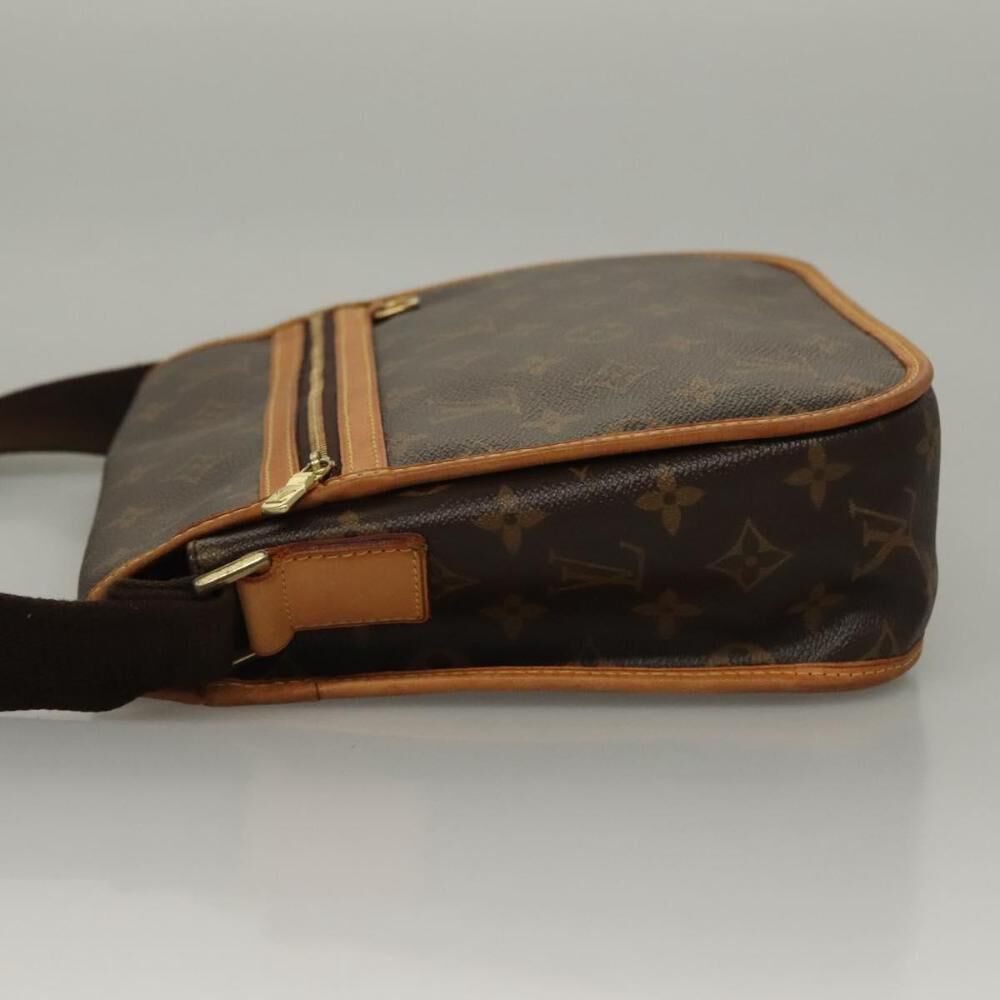Louis Vuitton Messenger