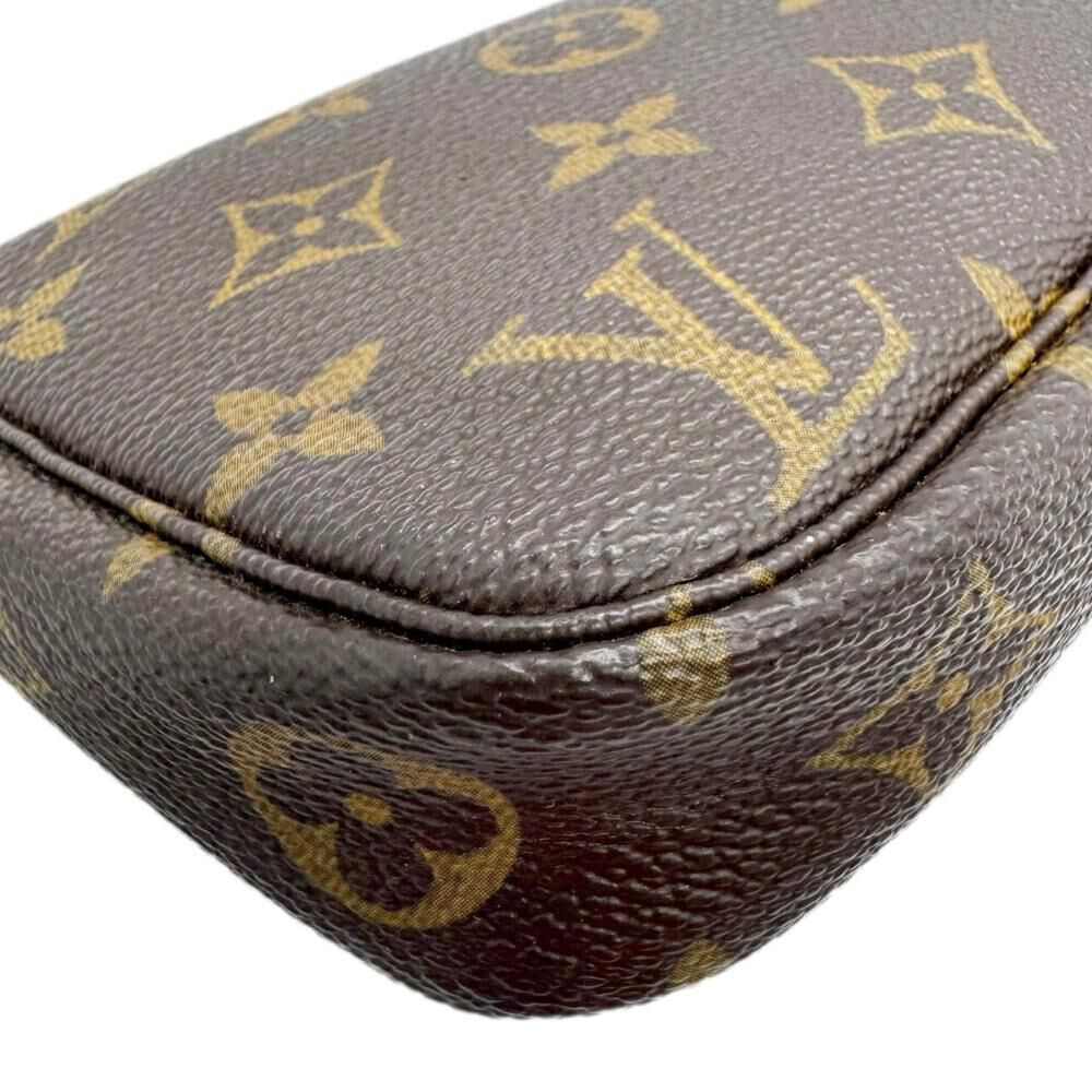 Louis Vuitton Pochette Accessoires