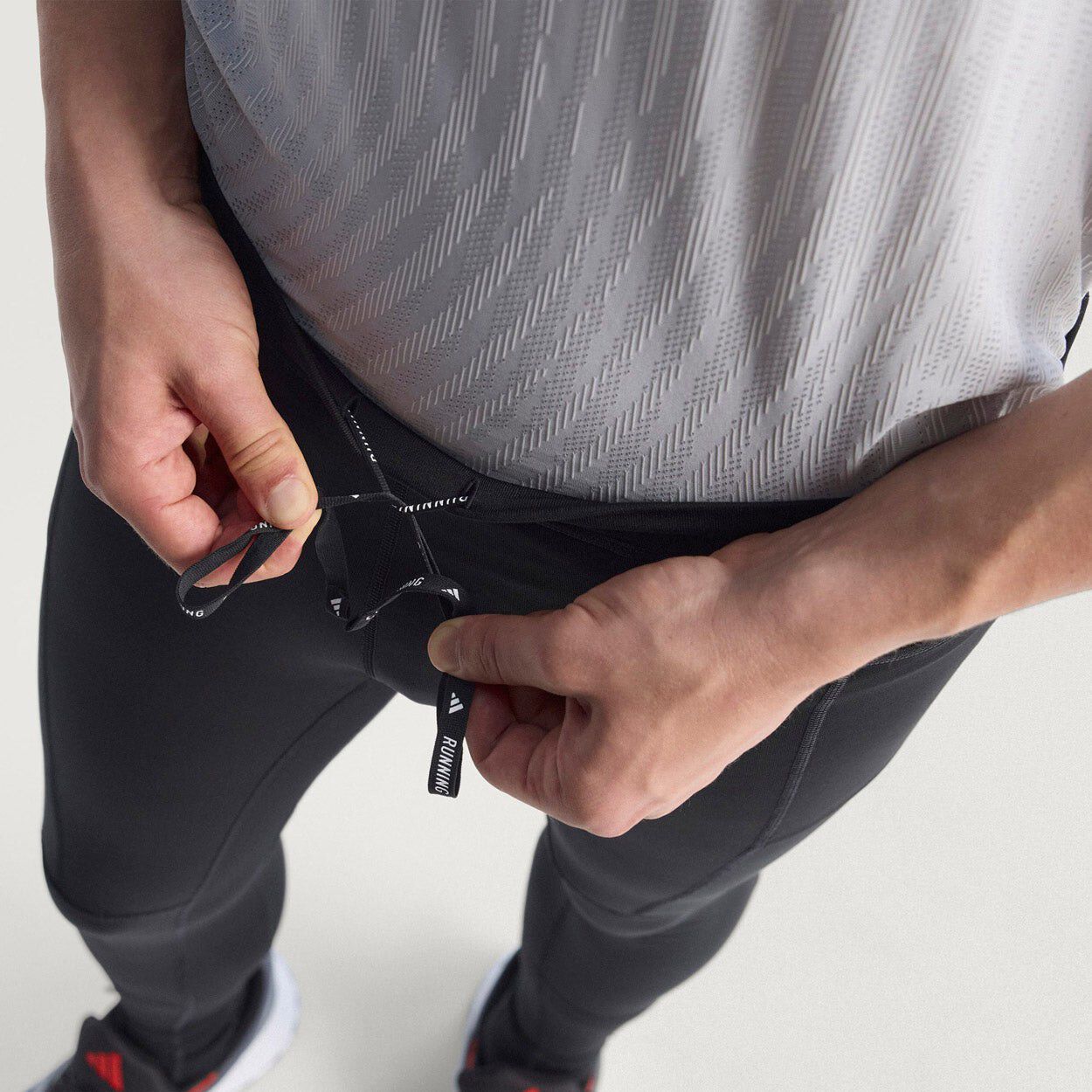 Own The Run Vindstopper Tights