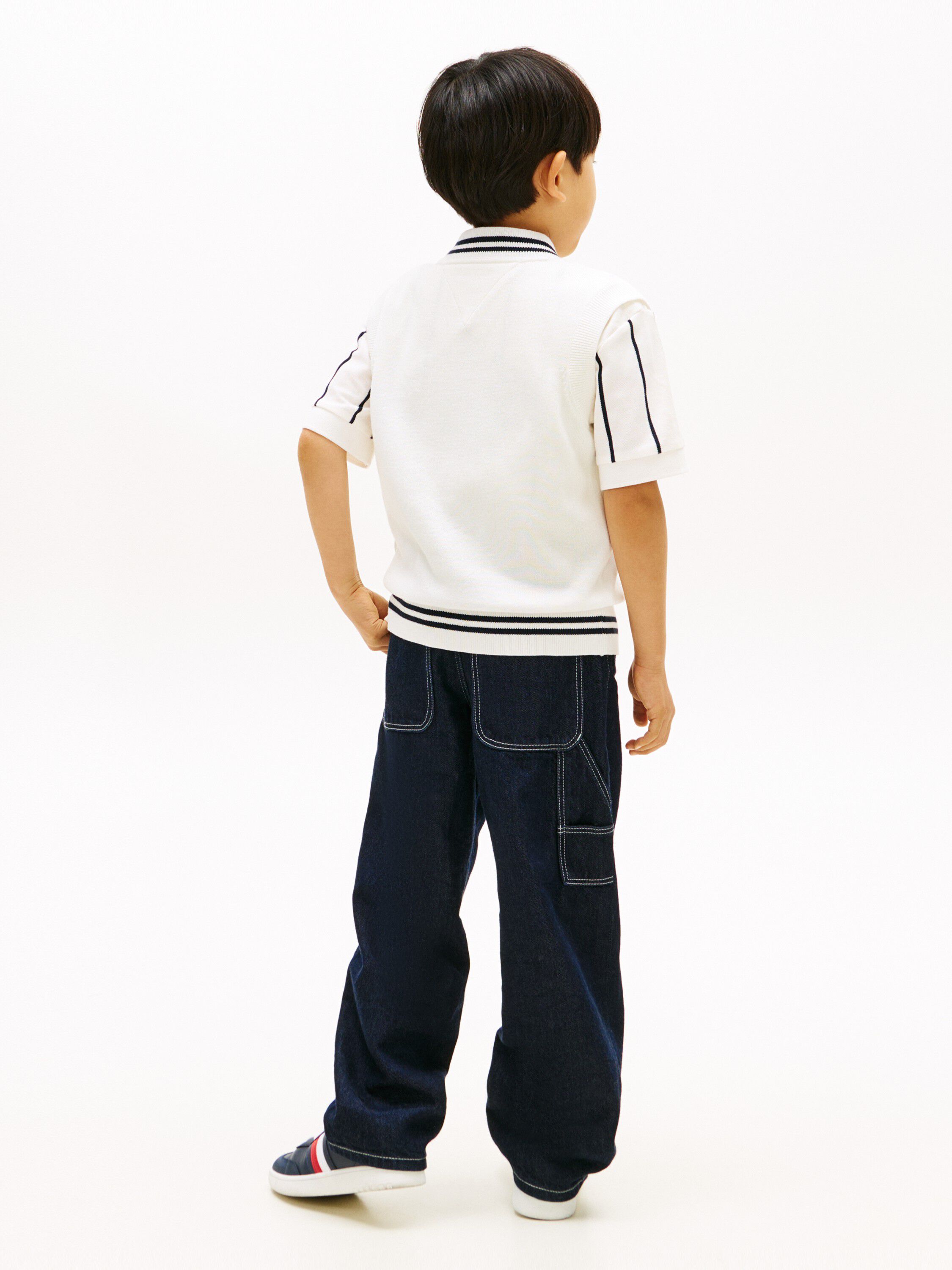 Essential V-Neck Sweater Vest