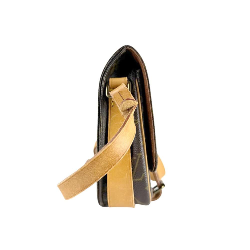 Louis Vuitton Shoulder Bags