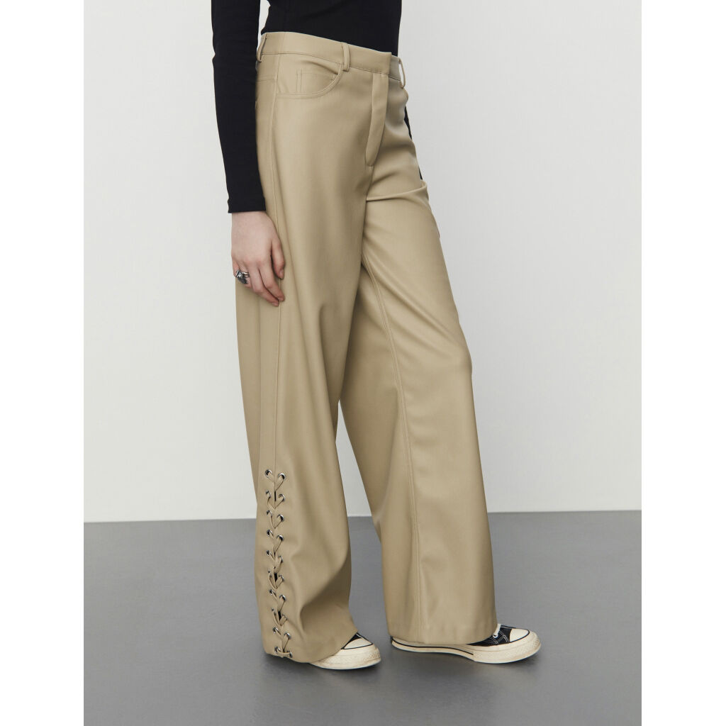 2ND Edition Hero TT - Soft PU Lamb