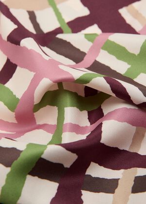 Geometric printed foulard