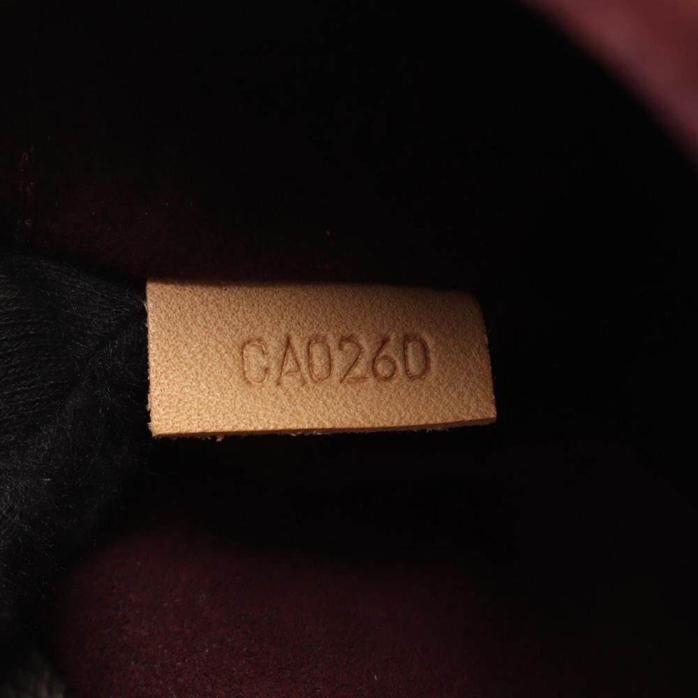 Louis Vuitton Montaigne