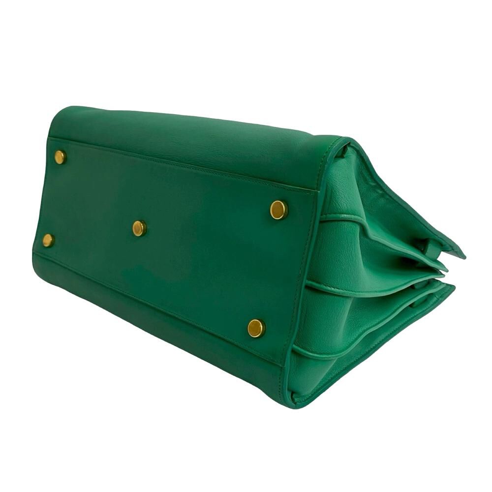 Yves Saint Laurent Handbag