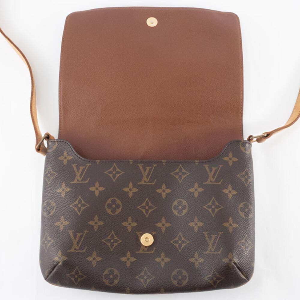 Louis Vuitton Shoulder Bags