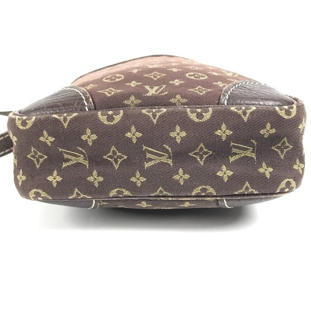 Louis Vuitton Shoulder Bags