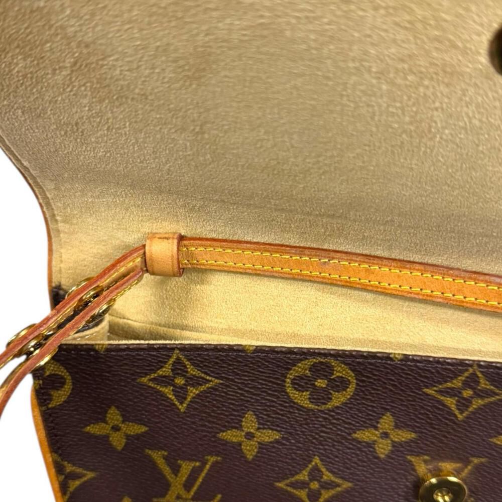 Louis Vuitton Twin Pochette