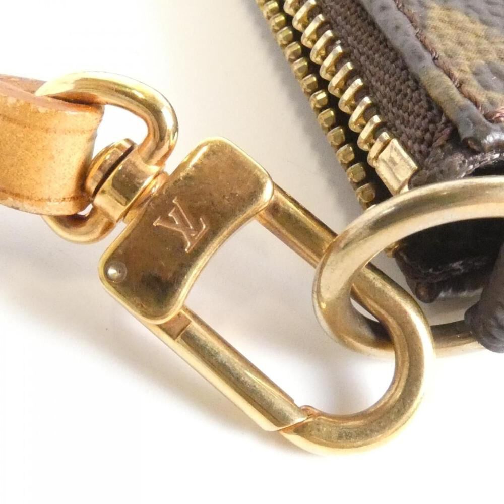 Louis Vuitton Pochette Accessoires