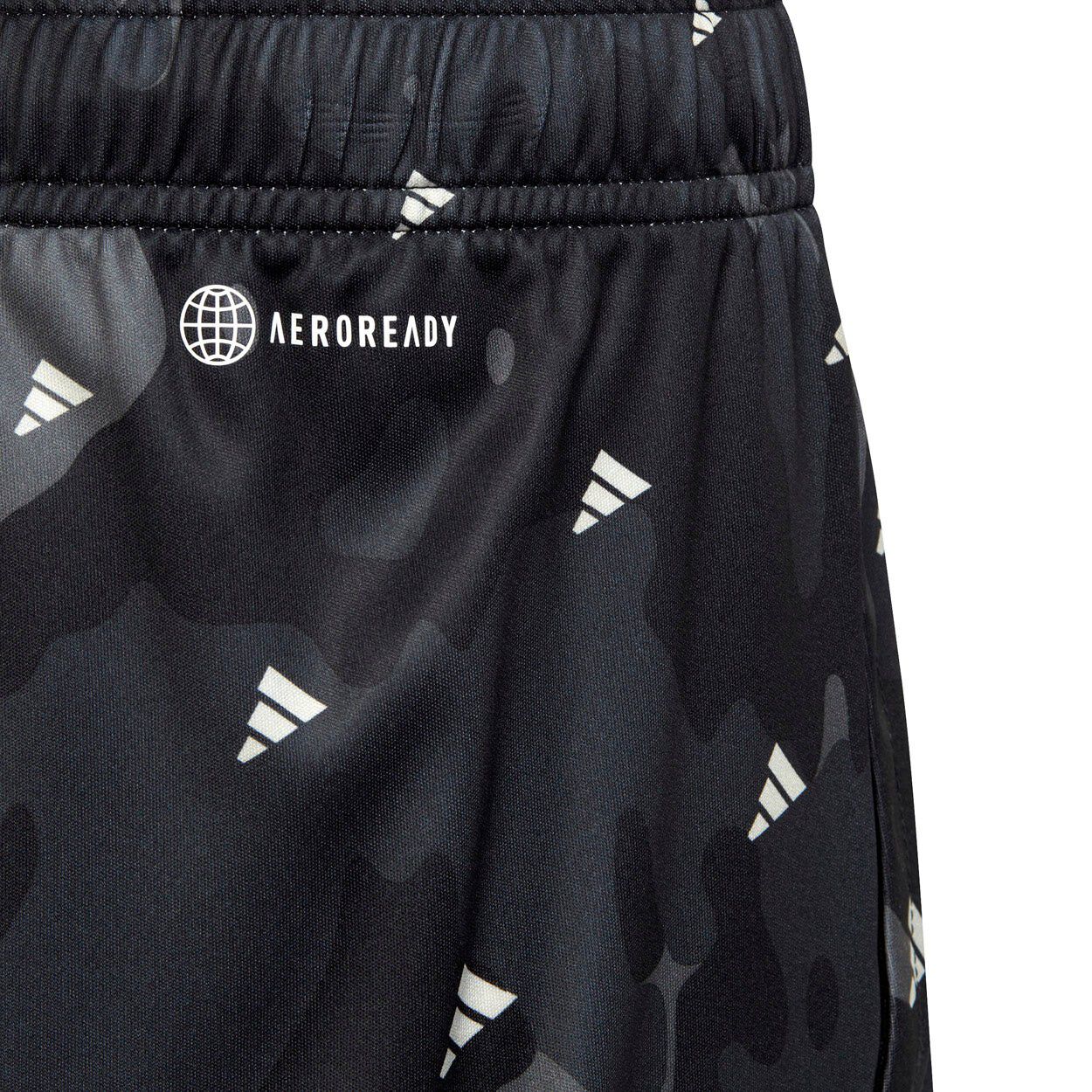 Essentials Seasonal Aeroready AOP Regular Fit shorts