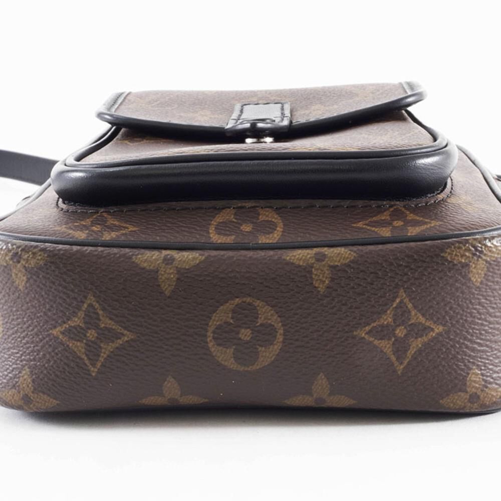 Louis Vuitton Shoulder Bags
