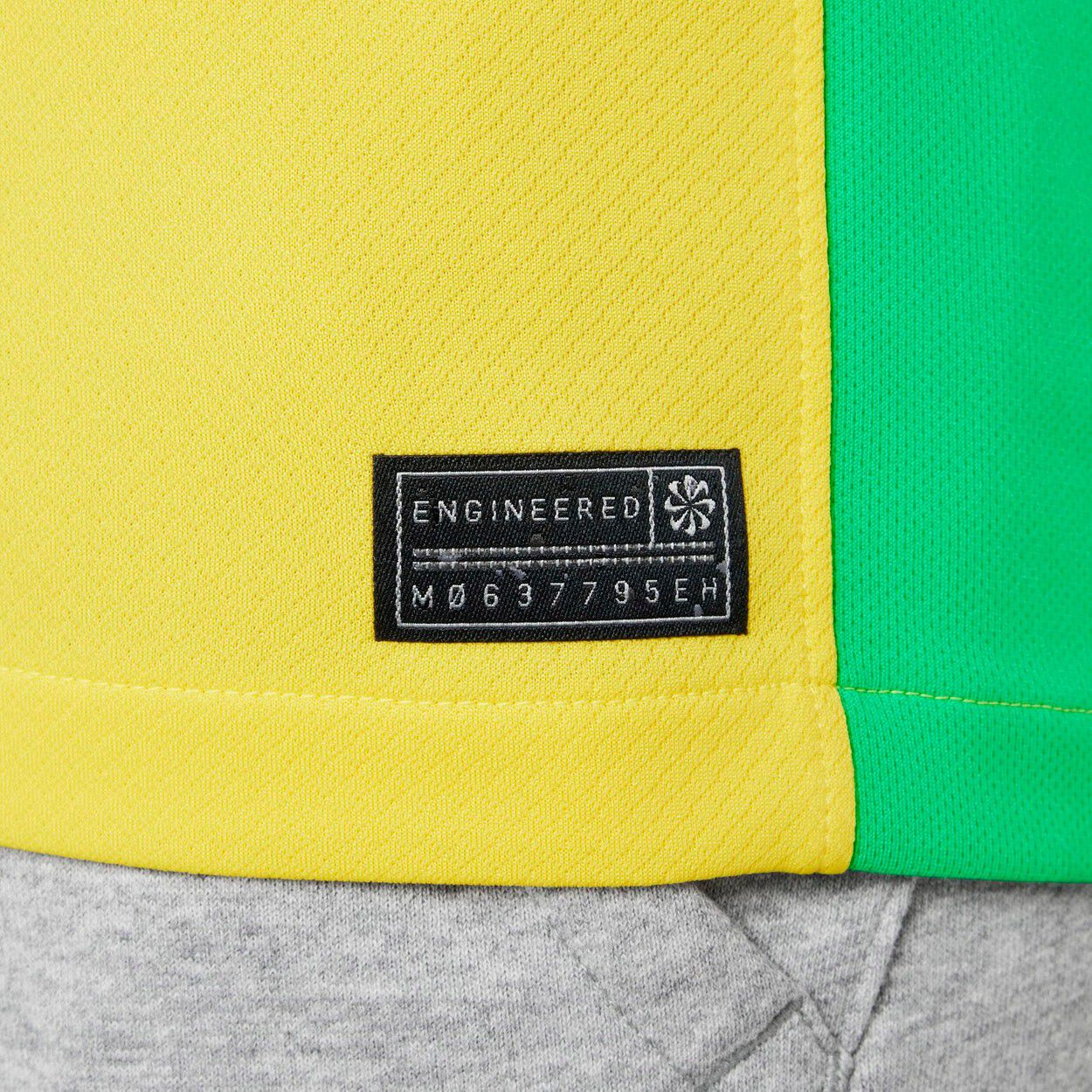 Brasilien Dame 25 Hjemmebanetr&oslash;je