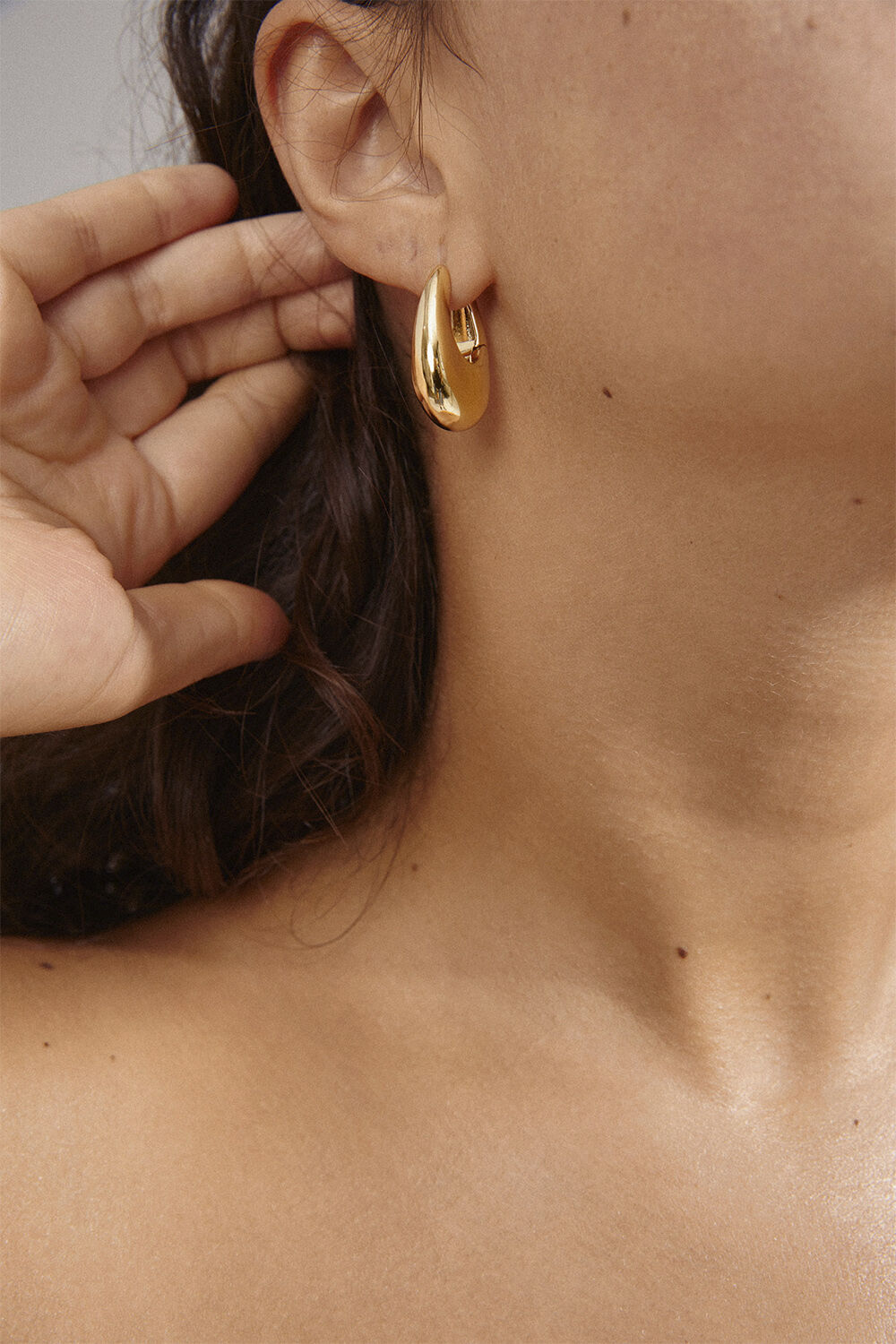 AUTUMN chunky retro hoop earrings gold-plated