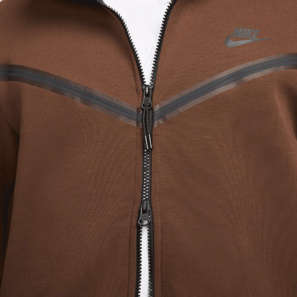 sportswear tech fleece