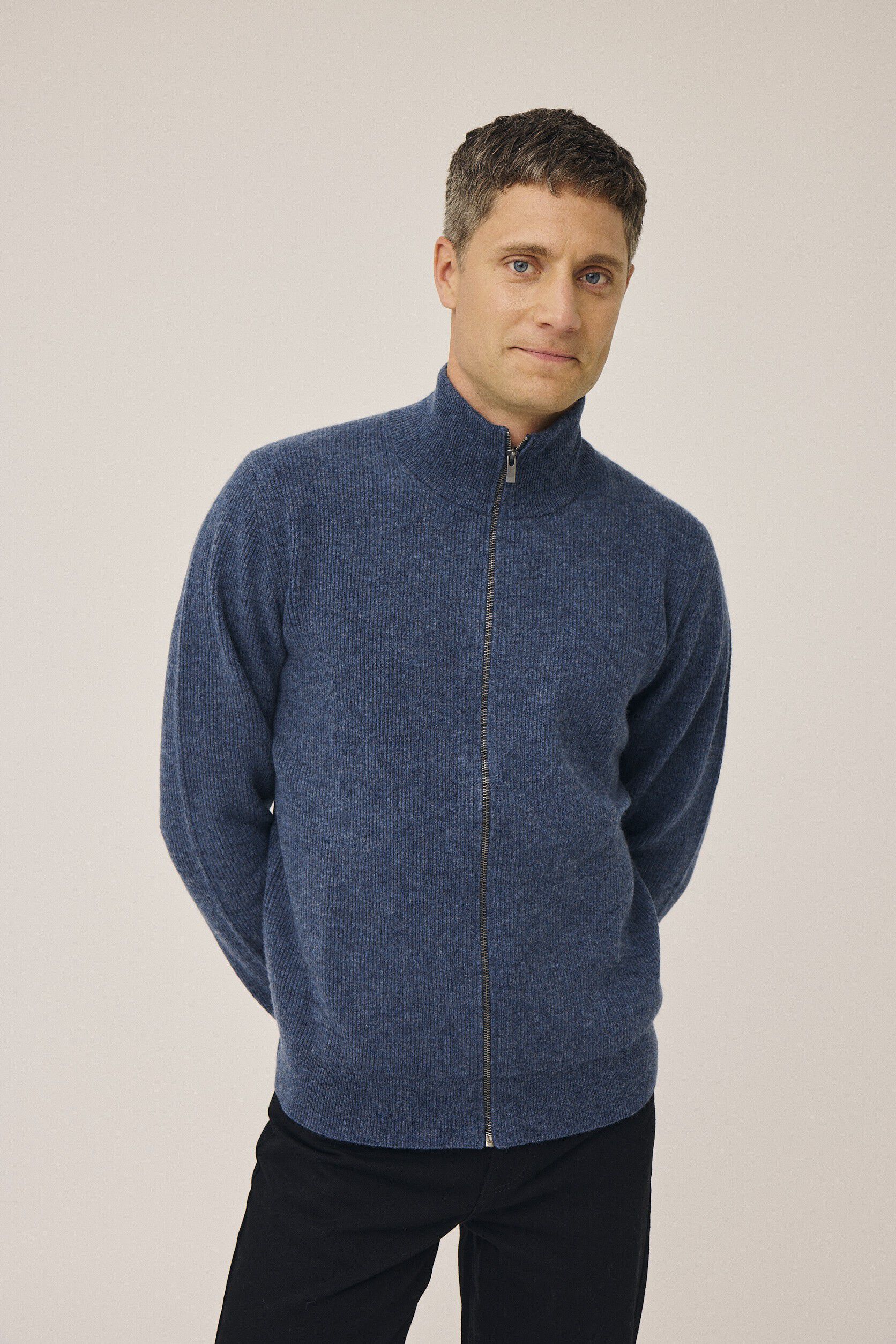 Maryn 4 Cardigan m. lynl&aring;s - 100% lammeuld RWS