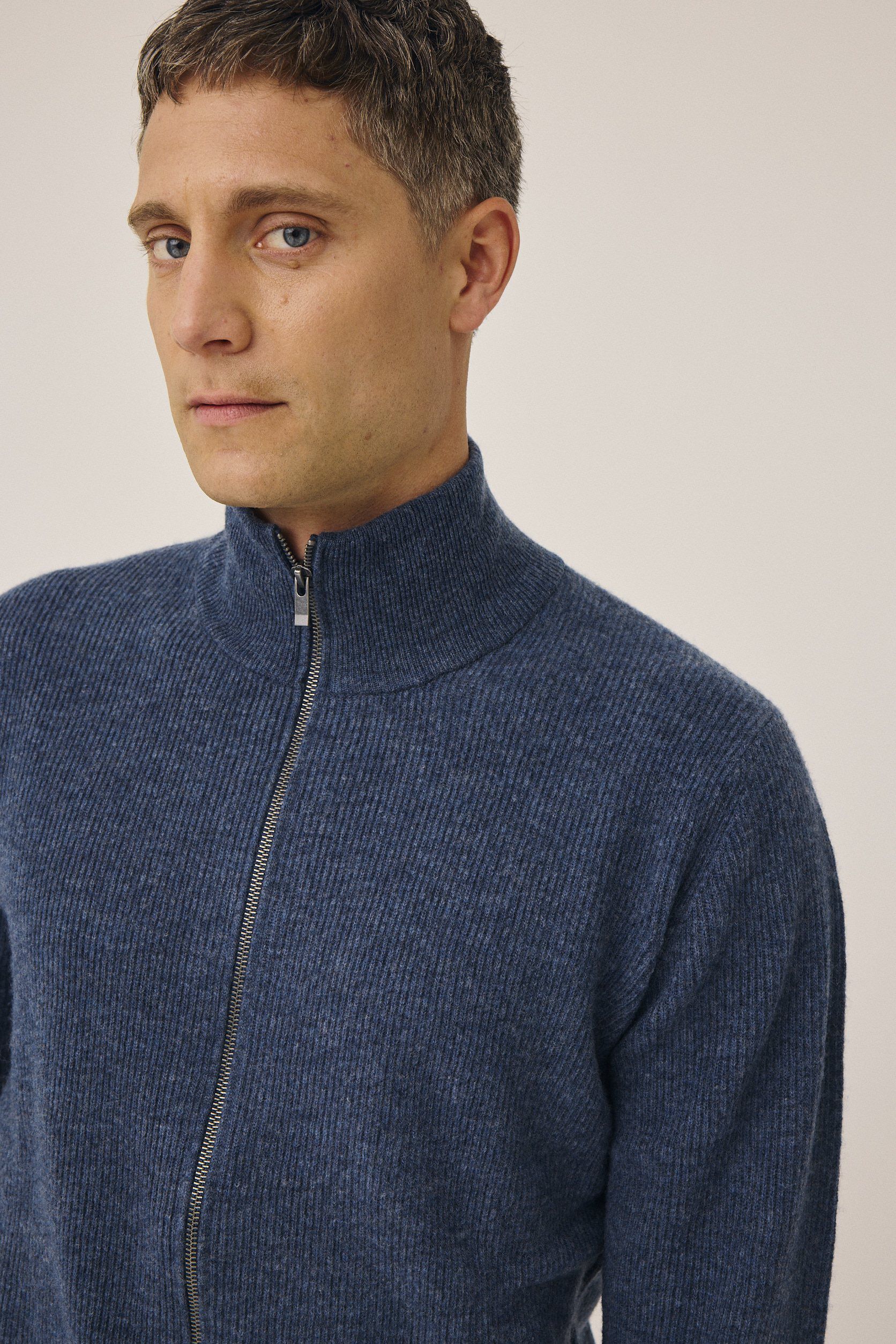 Maryn 4 Cardigan m. lynl&aring;s - 100% lammeuld RWS