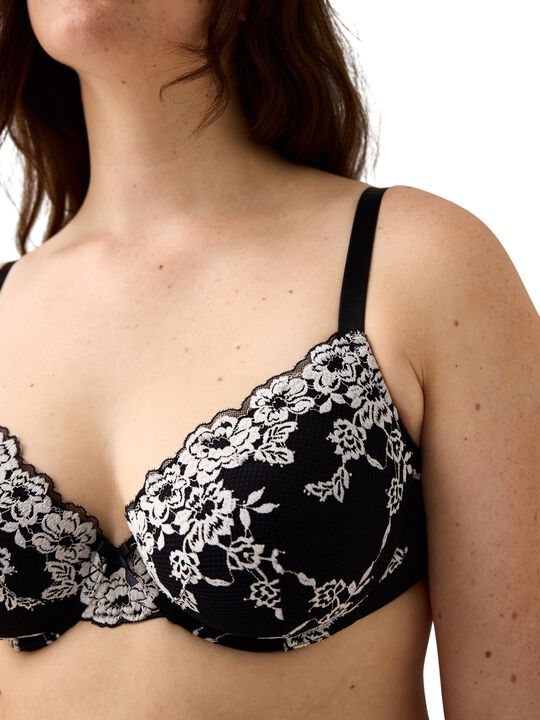 Comfortable padded t-shirt bra with
