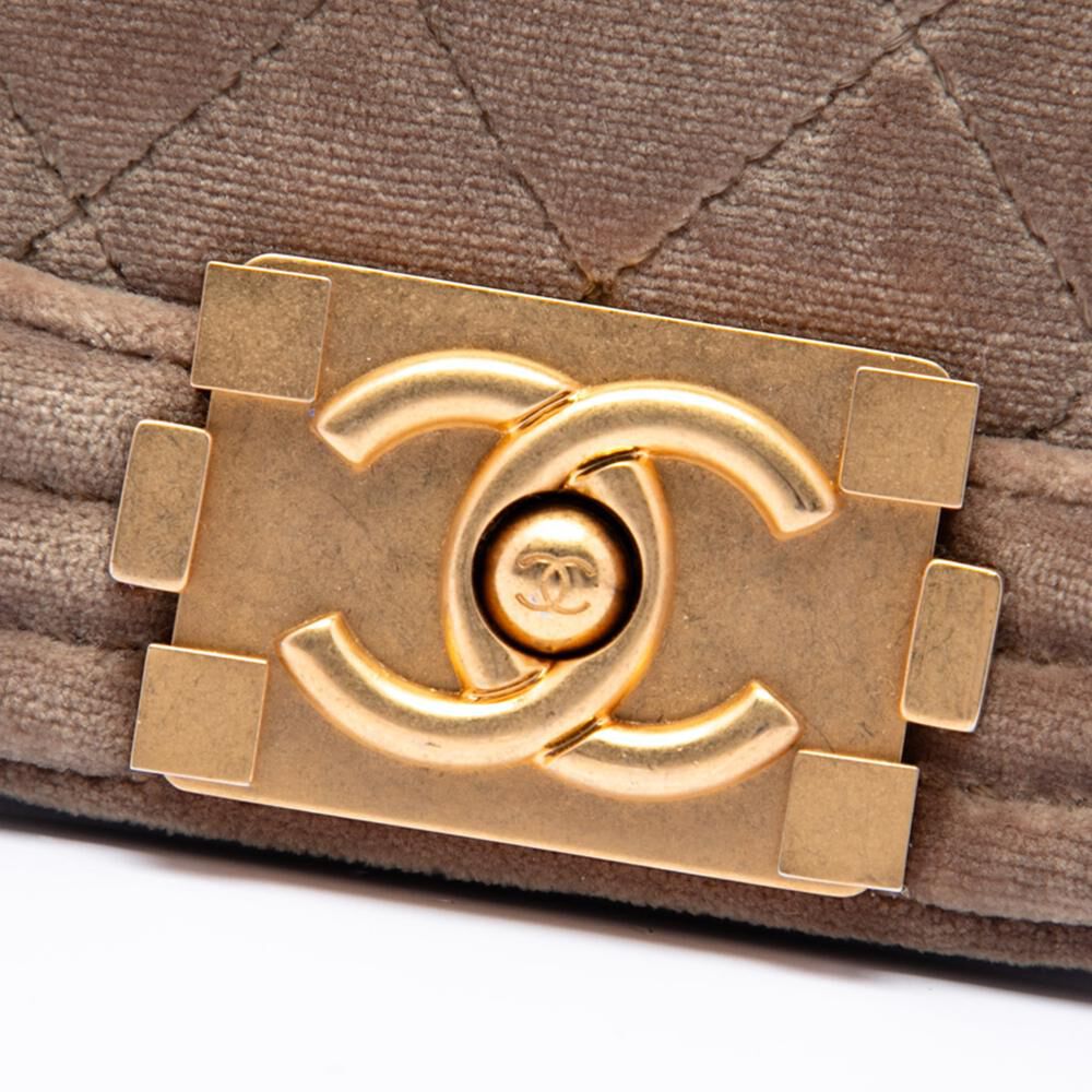 Chanel Messenger Bag