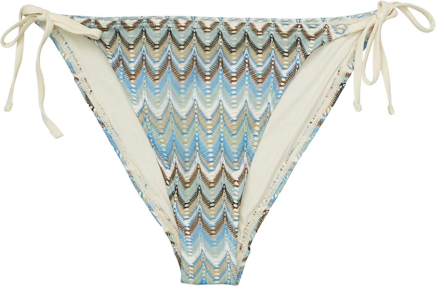 Amber Baila Bikini Tanga