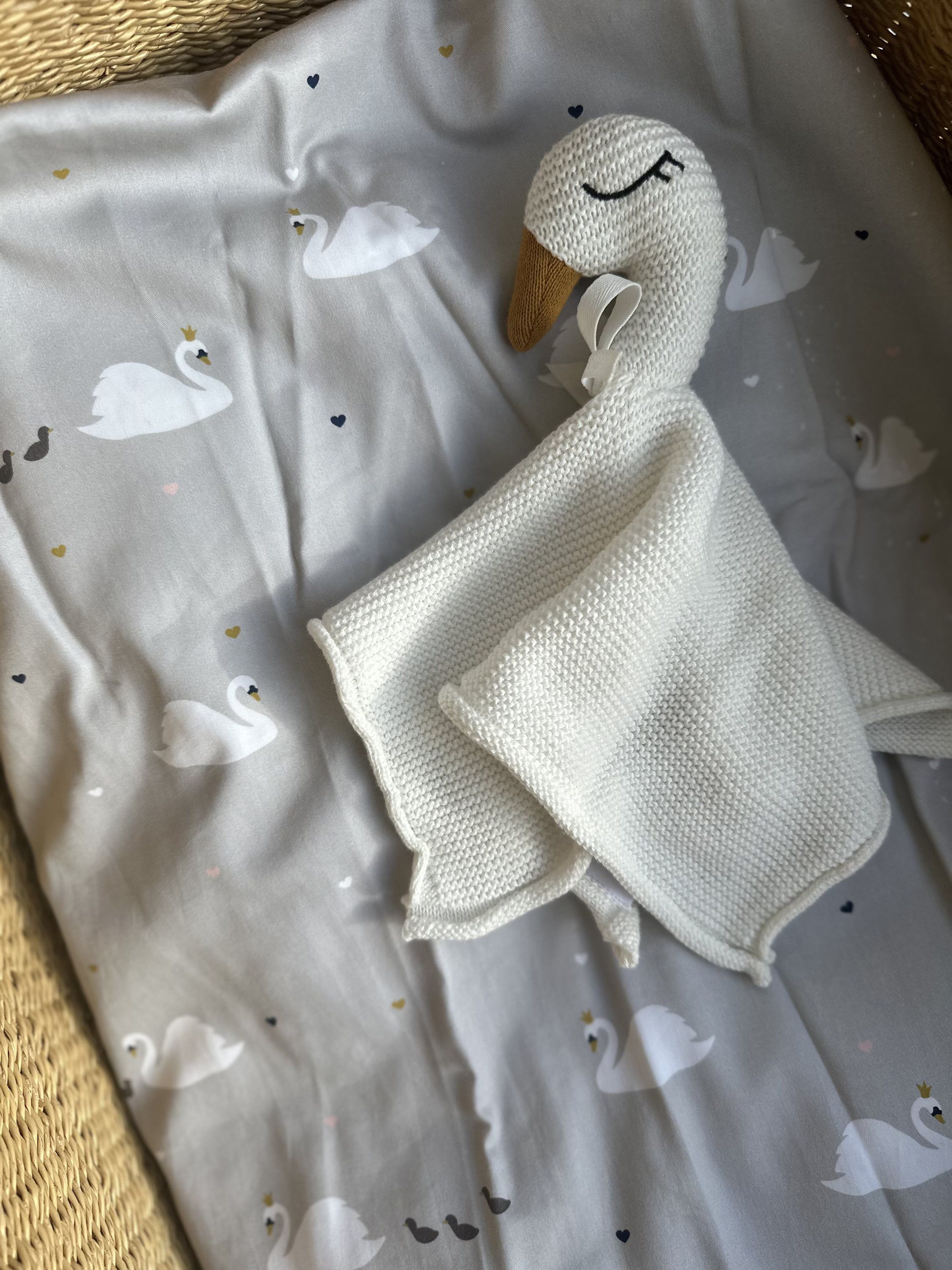 Cuddle Cloth Swan