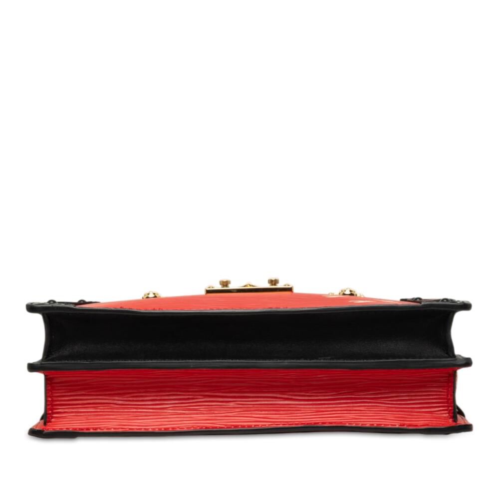 Louis Vuitton Clutch