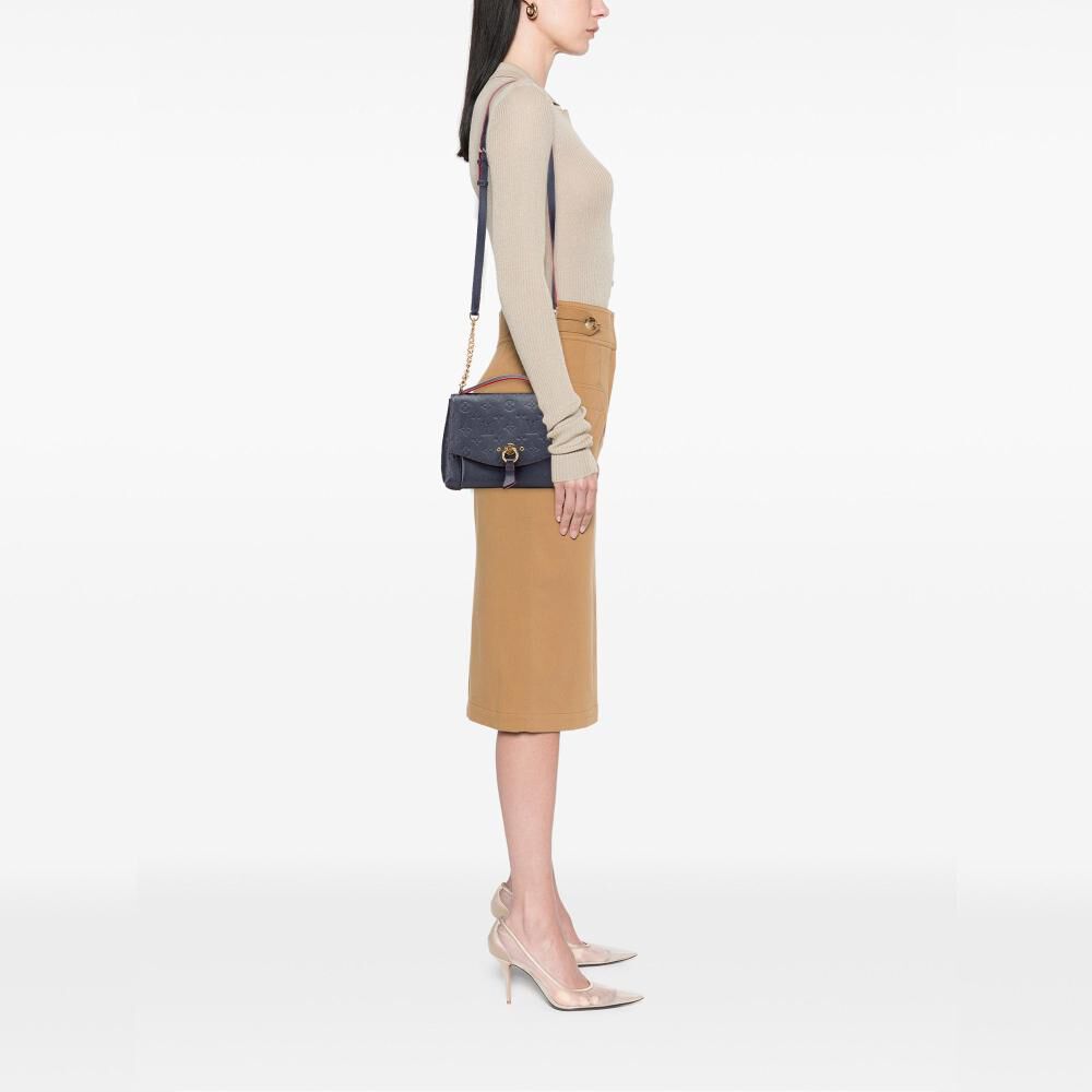 Louis Vuitton Shoulder Bags