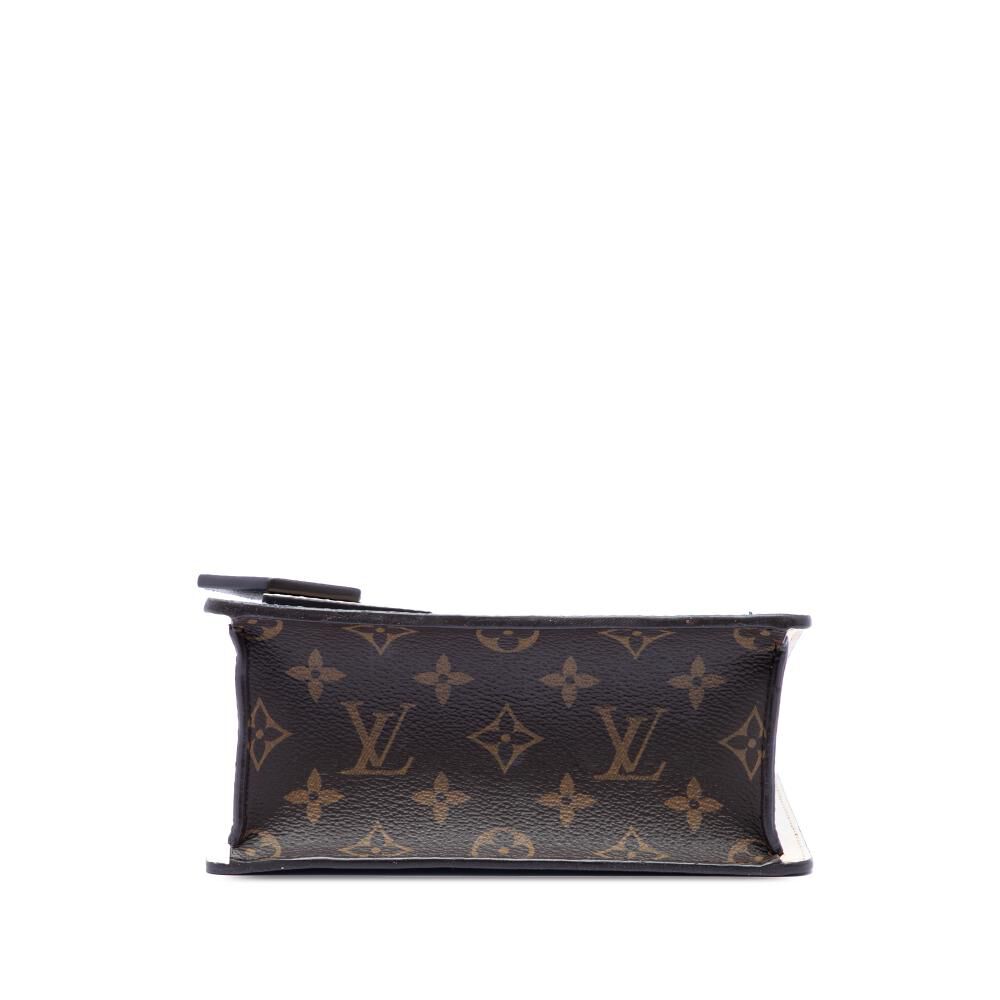 Louis Vuitton Spring Street