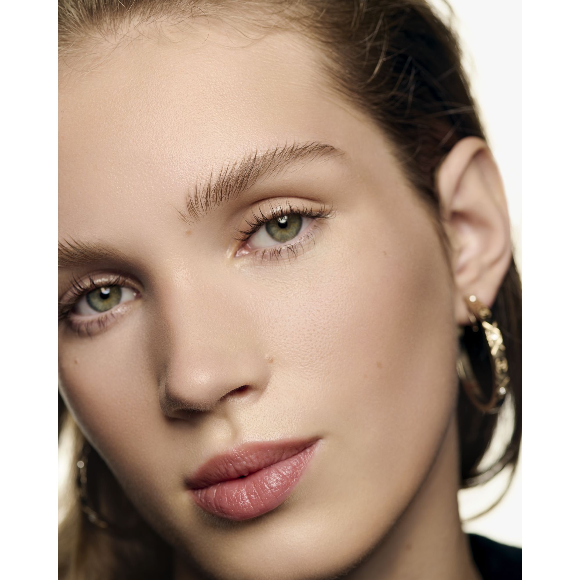 CREME-GEL BRONZER FOR EN SUND SOLKYSSET GL&Oslash;D.