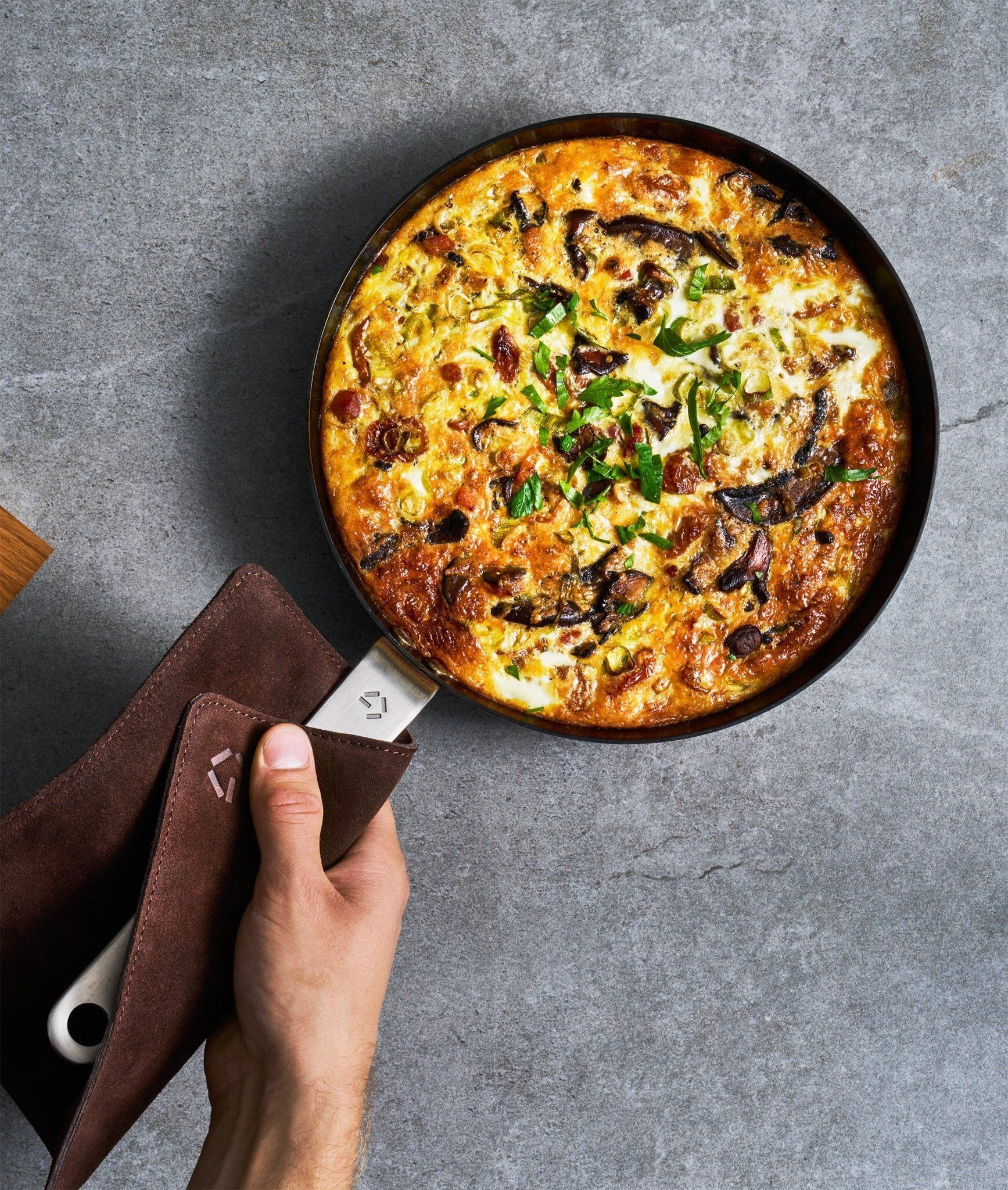 Stegepande - carbonst&aring;l - 24 cm