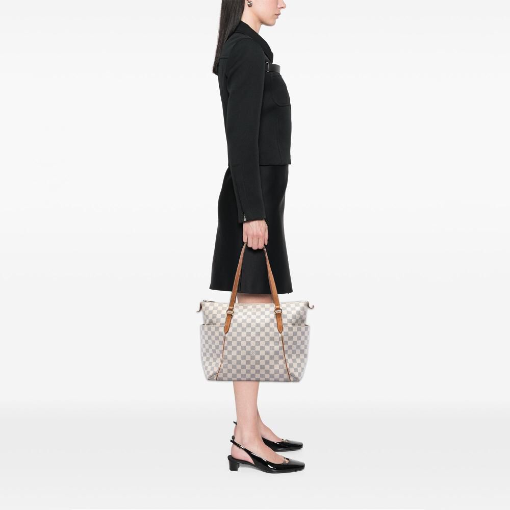 Louis Vuitton Totally