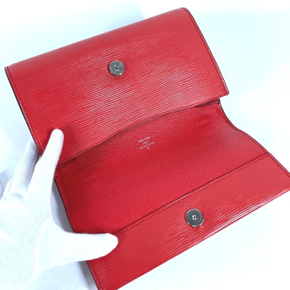 Louis Vuitton Clutch