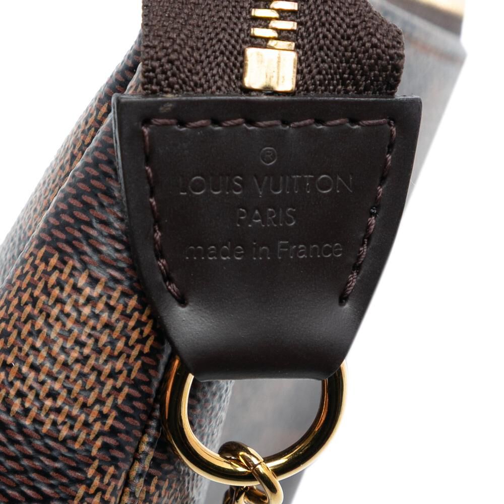 Louis Vuitton Pochette Accessoires