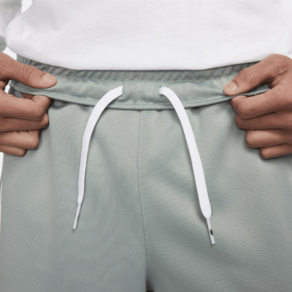 sportswear club shorts