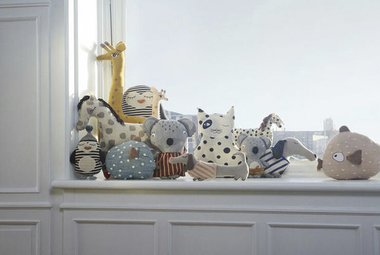 Darling Cushion - Baby Daisy Dog