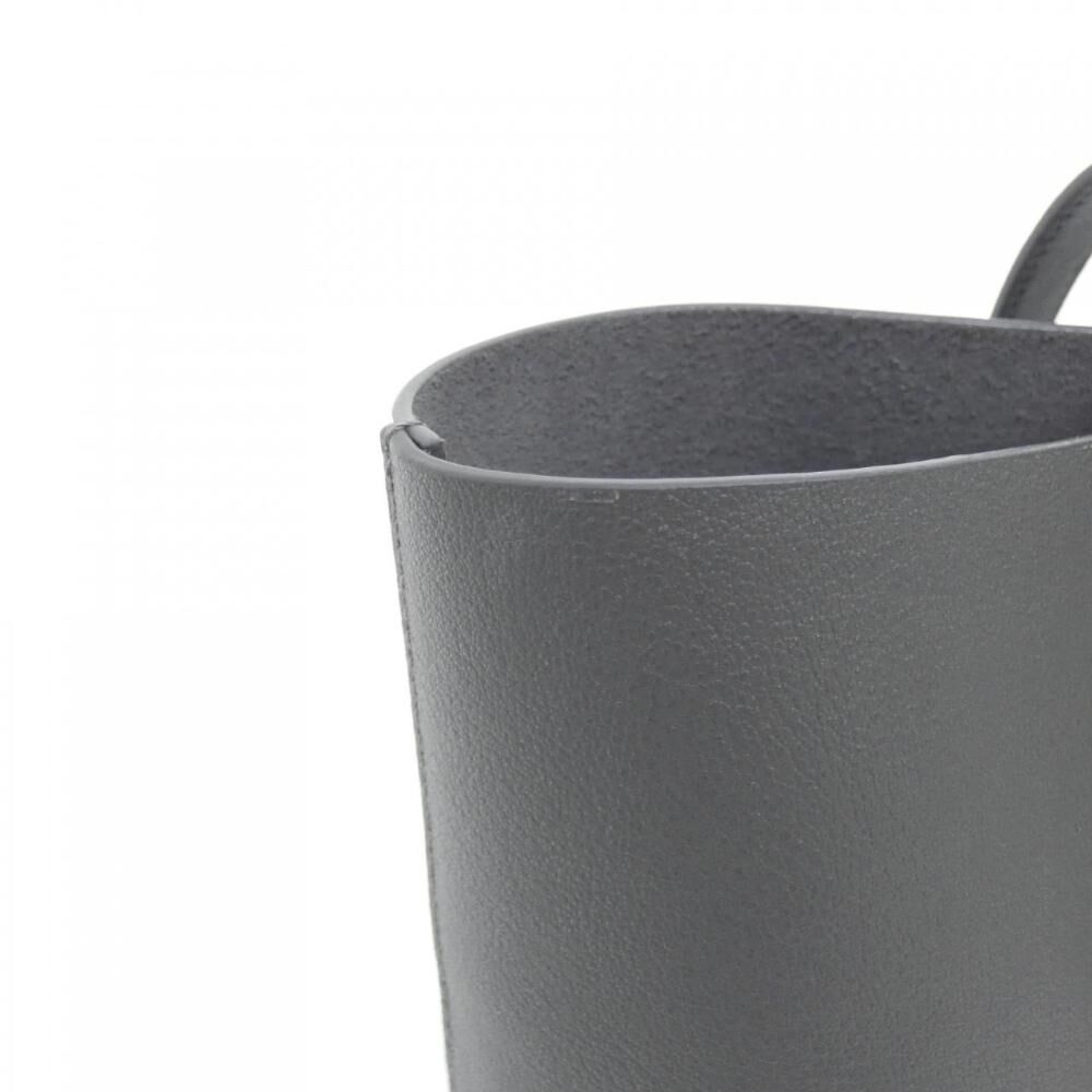 Yves Saint Laurent Tote