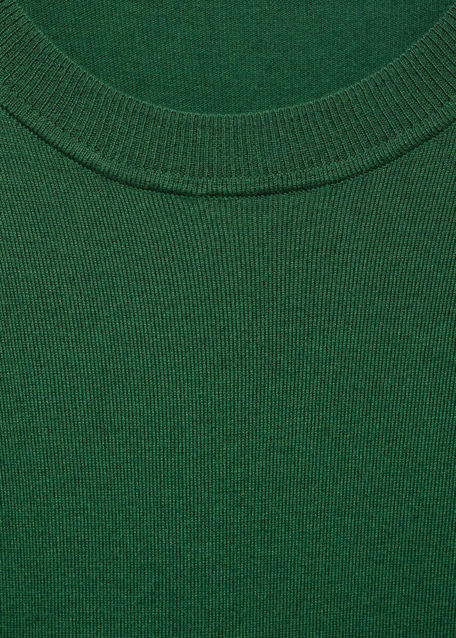 Fine-knit crew-neck sweater