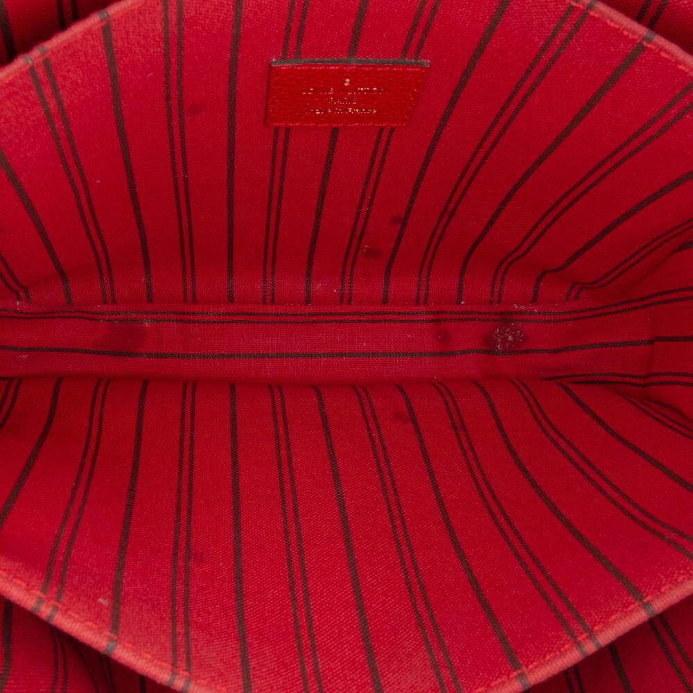 Louis Vuitton Shoulder Bags