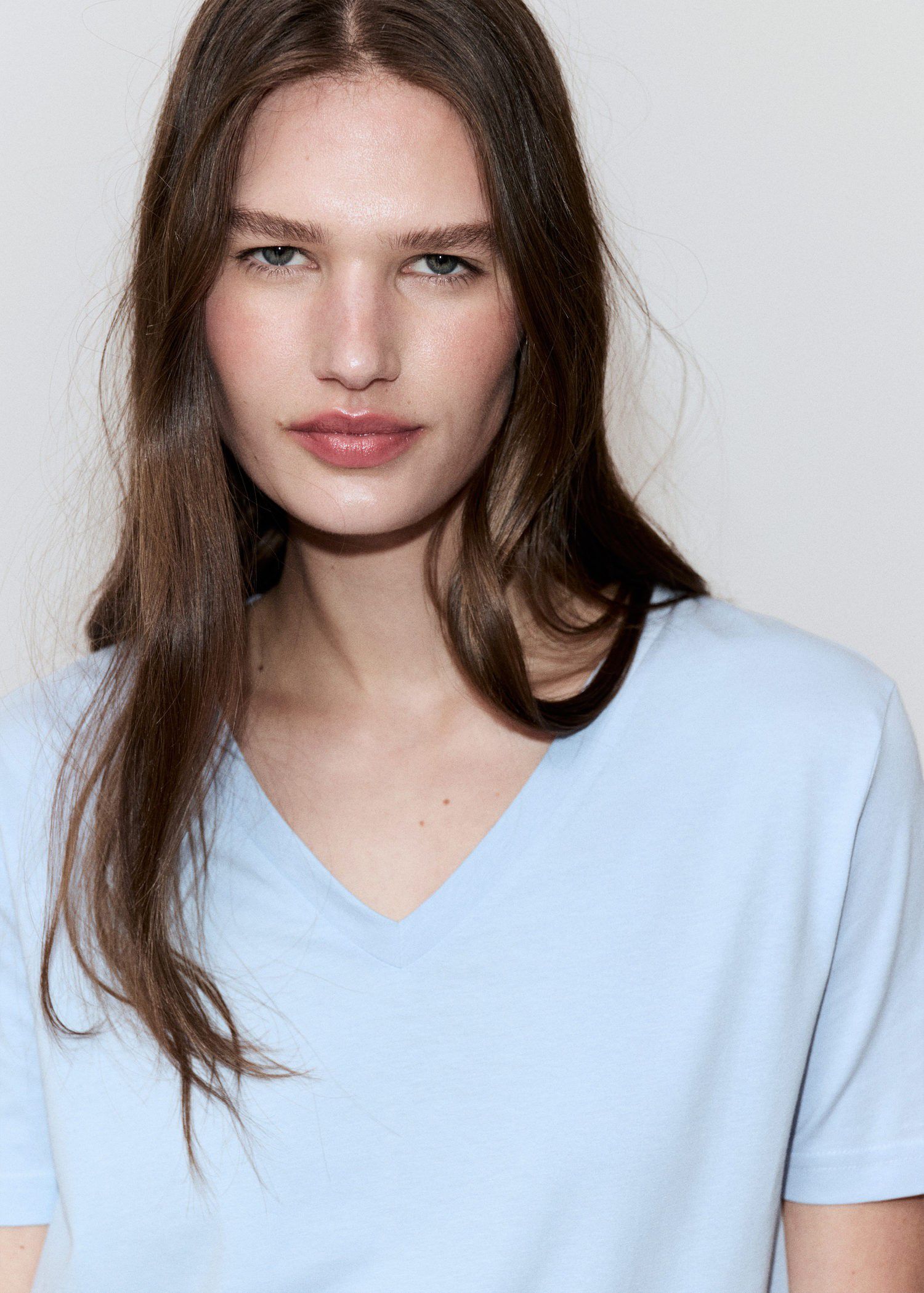 V-neck cotton T-shirt