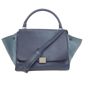 Céline Trapeze