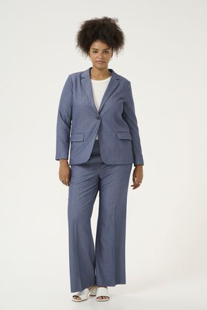 KCsakira Blazer