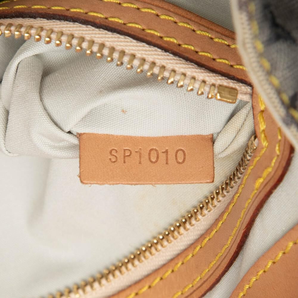 Louis Vuitton Shoulder Bags