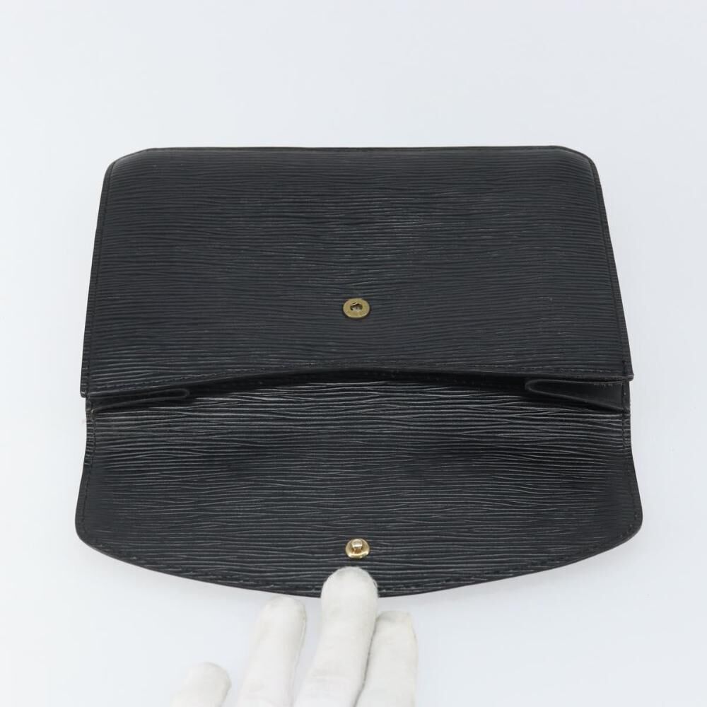 Louis Vuitton Clutch