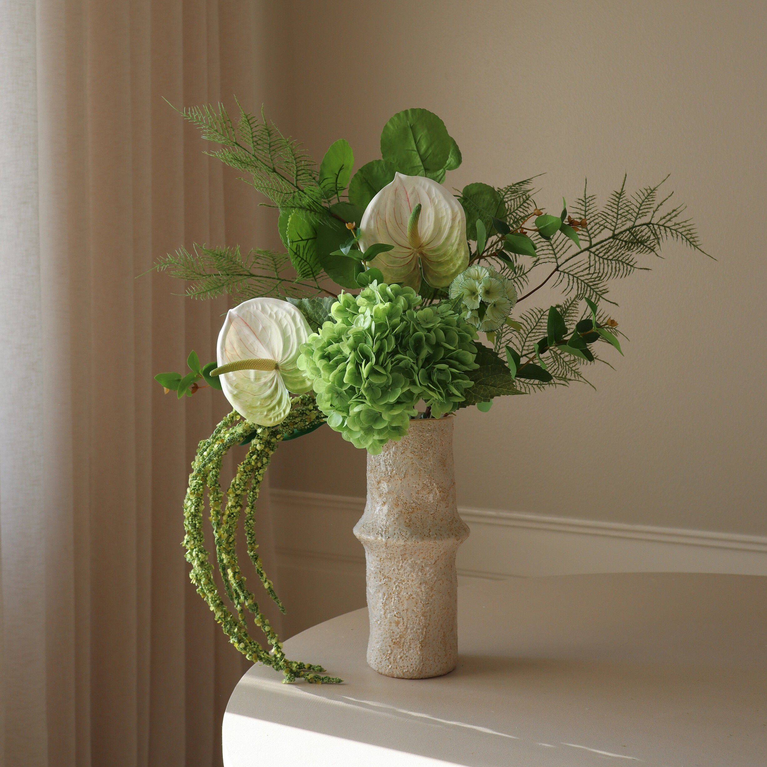 Kunstige blomster & tr&aelig;er