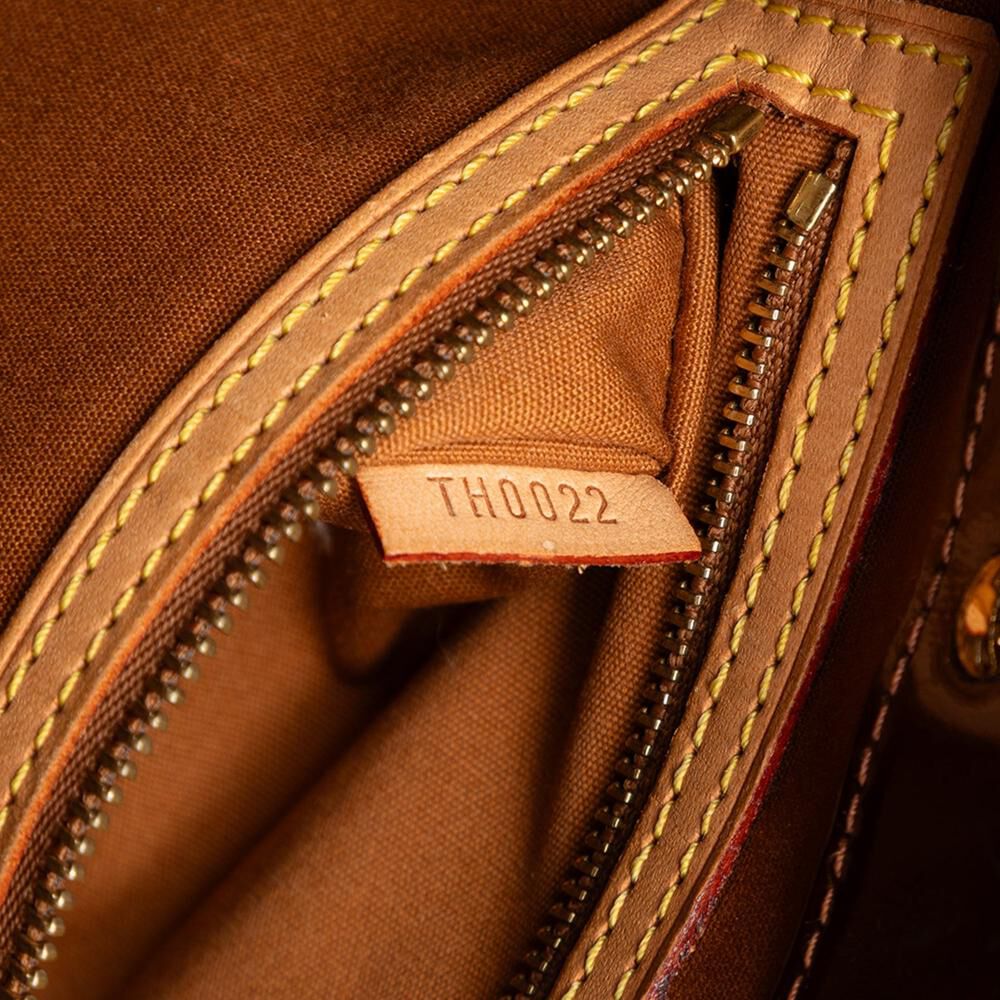 Louis Vuitton Reade