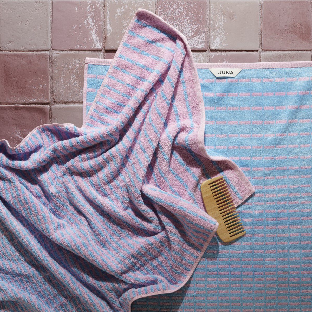 Nuance H&aring;ndkl&aelig;de 50x100 cm lys bl&aring;/rosa