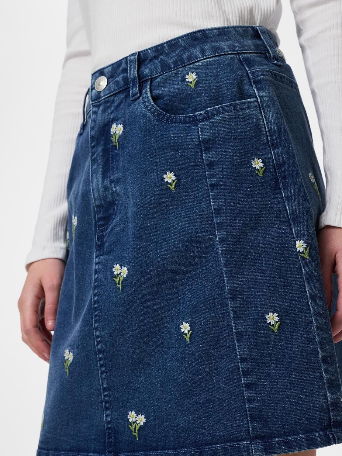 PCFLORA HW SHORT DENIM EMB SKIRT NO