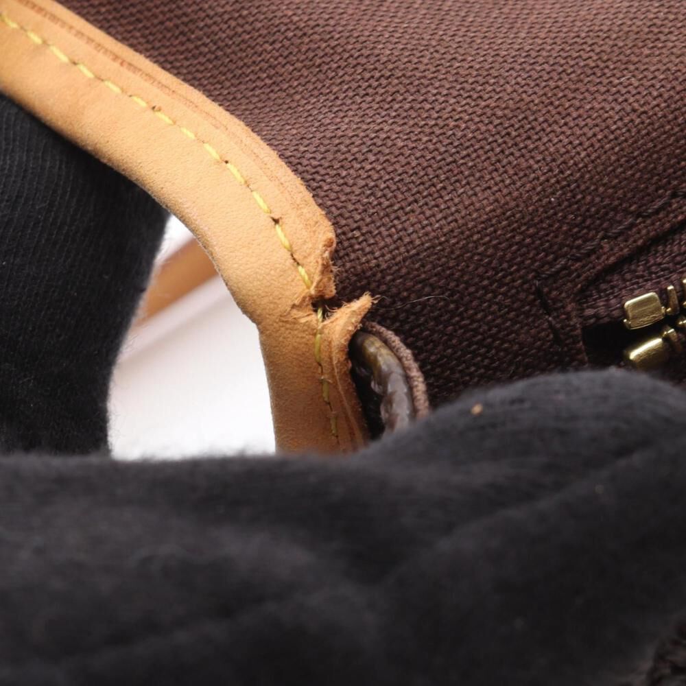 Louis Vuitton Menilmontant