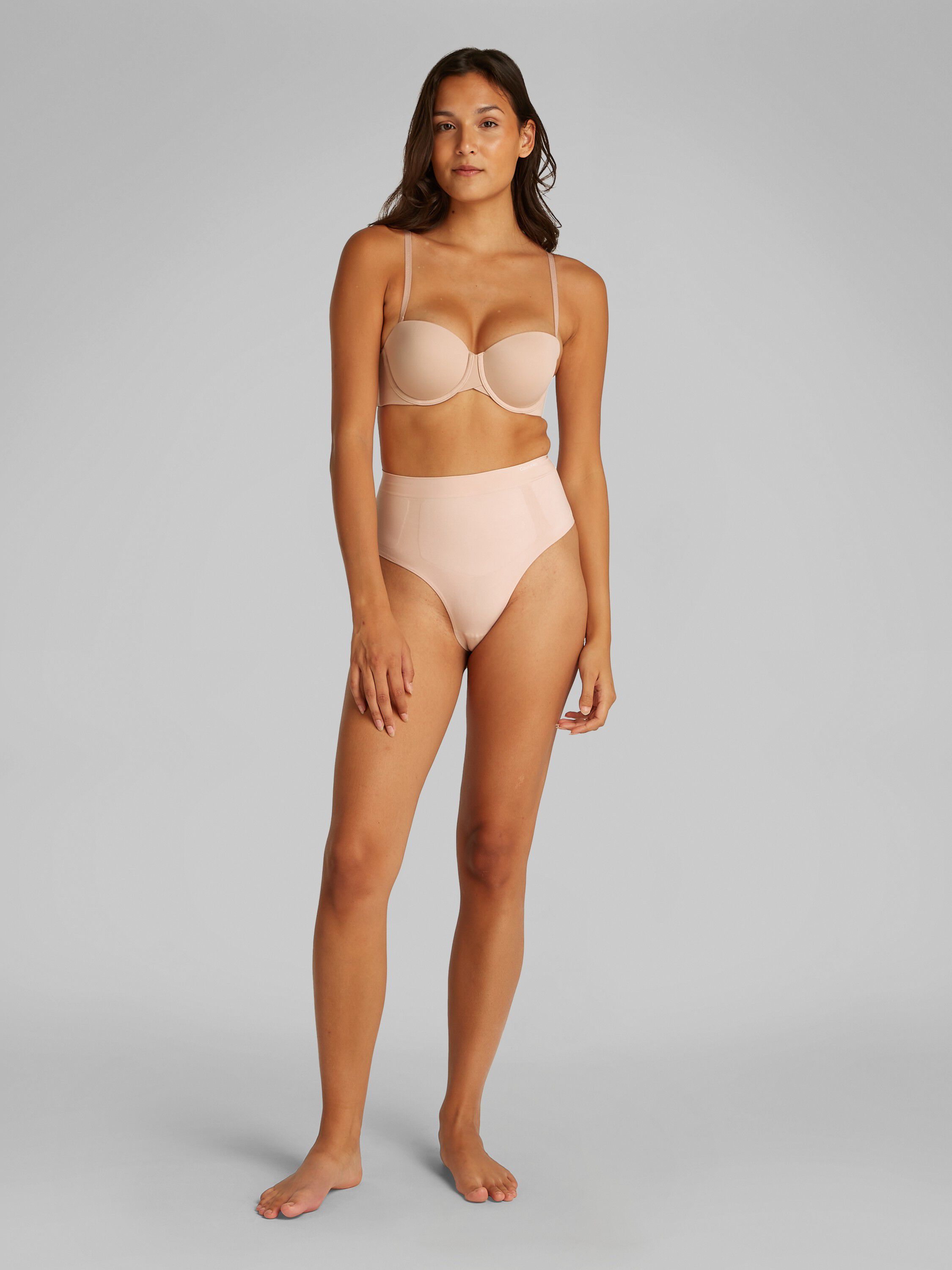 LIGHTLY LINED STRAPLESS